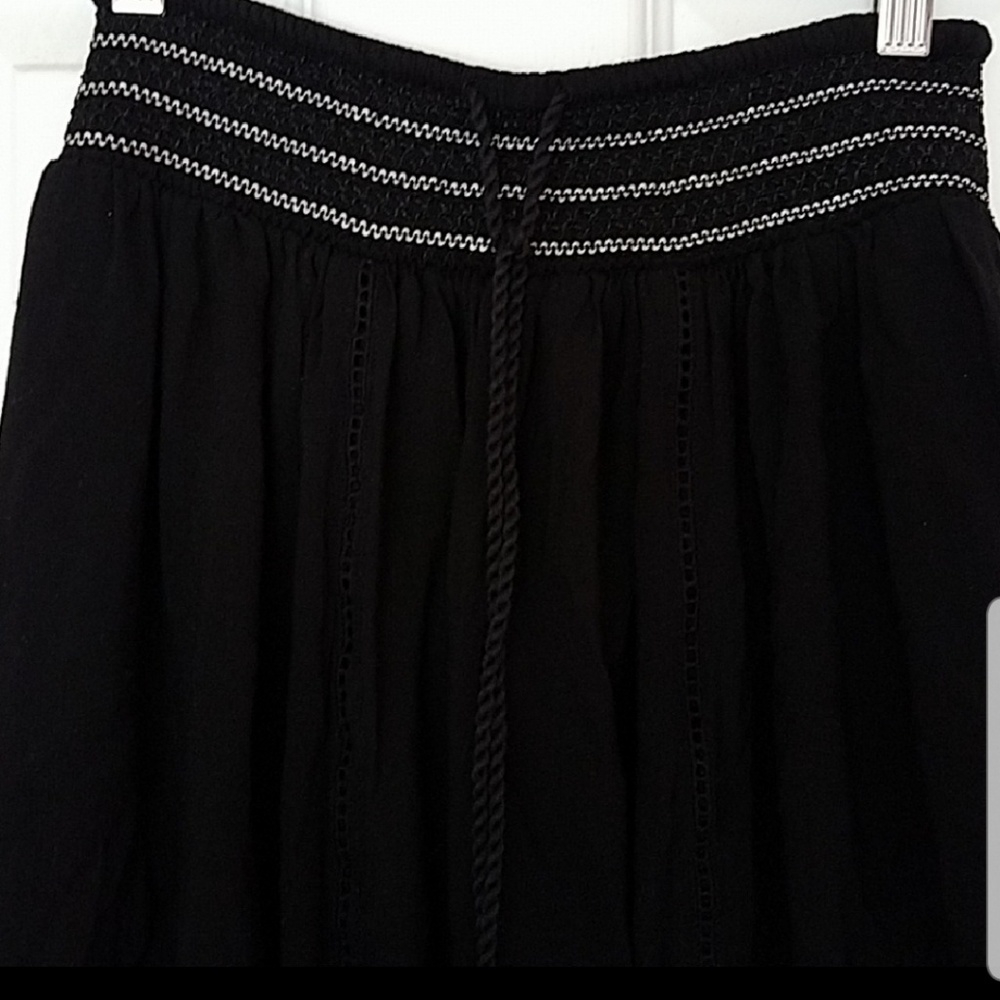 Zara Maxi skirt in black